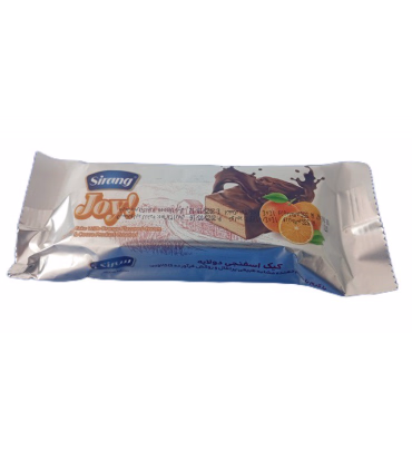 "کیک اسفنجی دو لایه با طعم طبیعی پرتقال و روکش شکلاتی – میان‌وعده‌ای لذیذ و تازه"