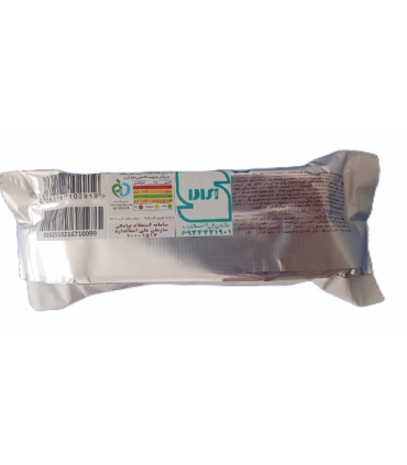 "کیک اسفنجی دو لایه با طعم طبیعی پرتقال و روکش شکلاتی – میان‌وعده‌ای لذیذ و تازه"