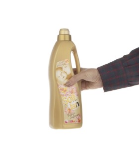 مایع نرم کننده حوله و لباس سافتلن مدل طلایی - حجم 1 لیتر