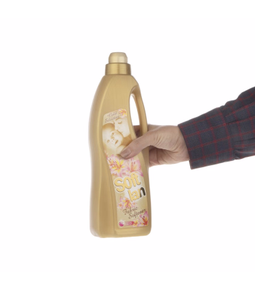 مایع نرم کننده حوله و لباس سافتلن مدل طلایی - حجم 1 لیتر